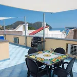 Casa Zu Peppino 公寓 利帕里